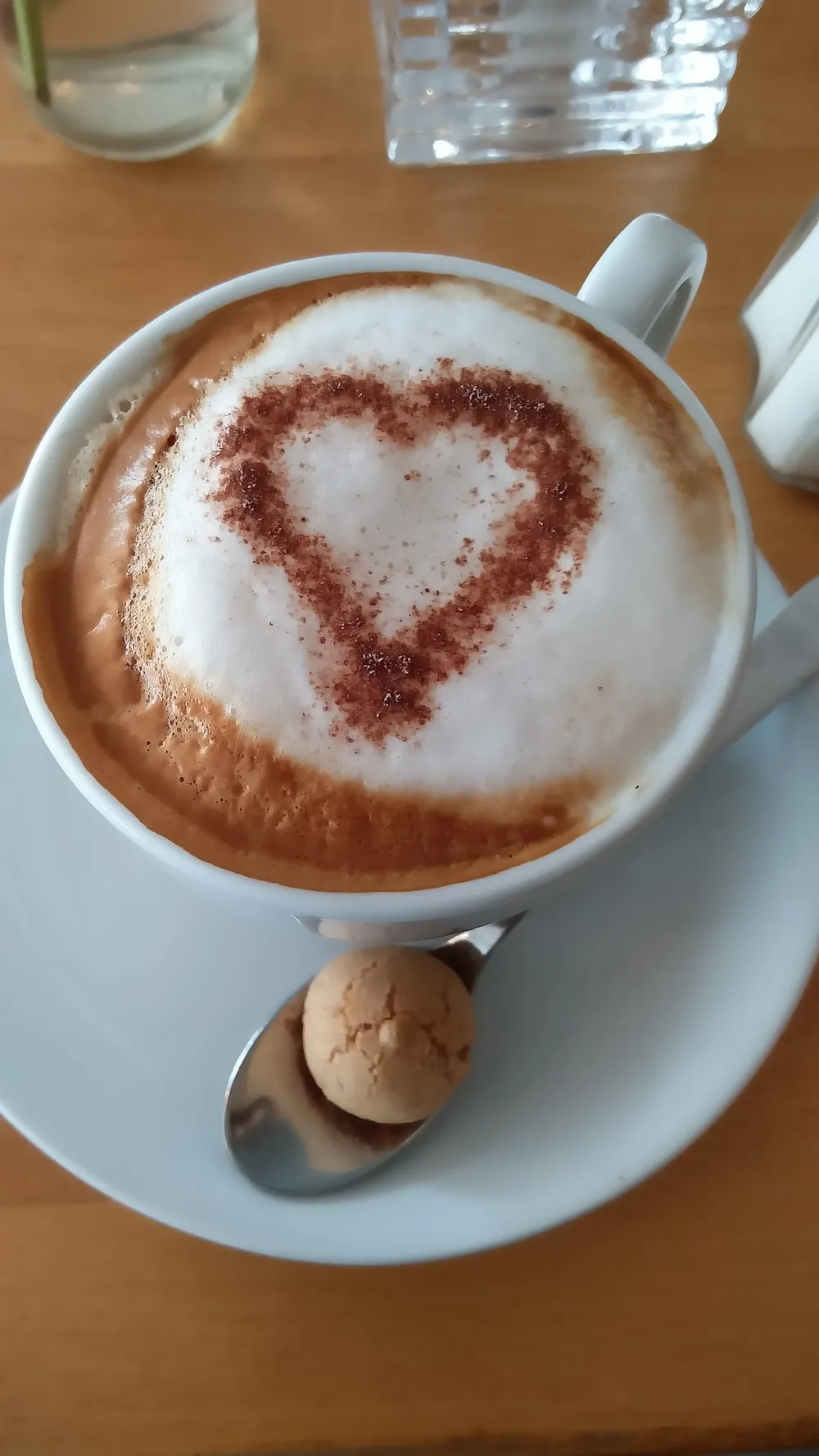 Cappuccino mit Herz