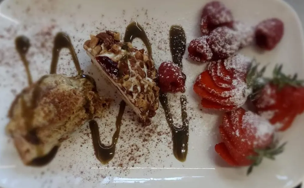Dessert mit Beeren