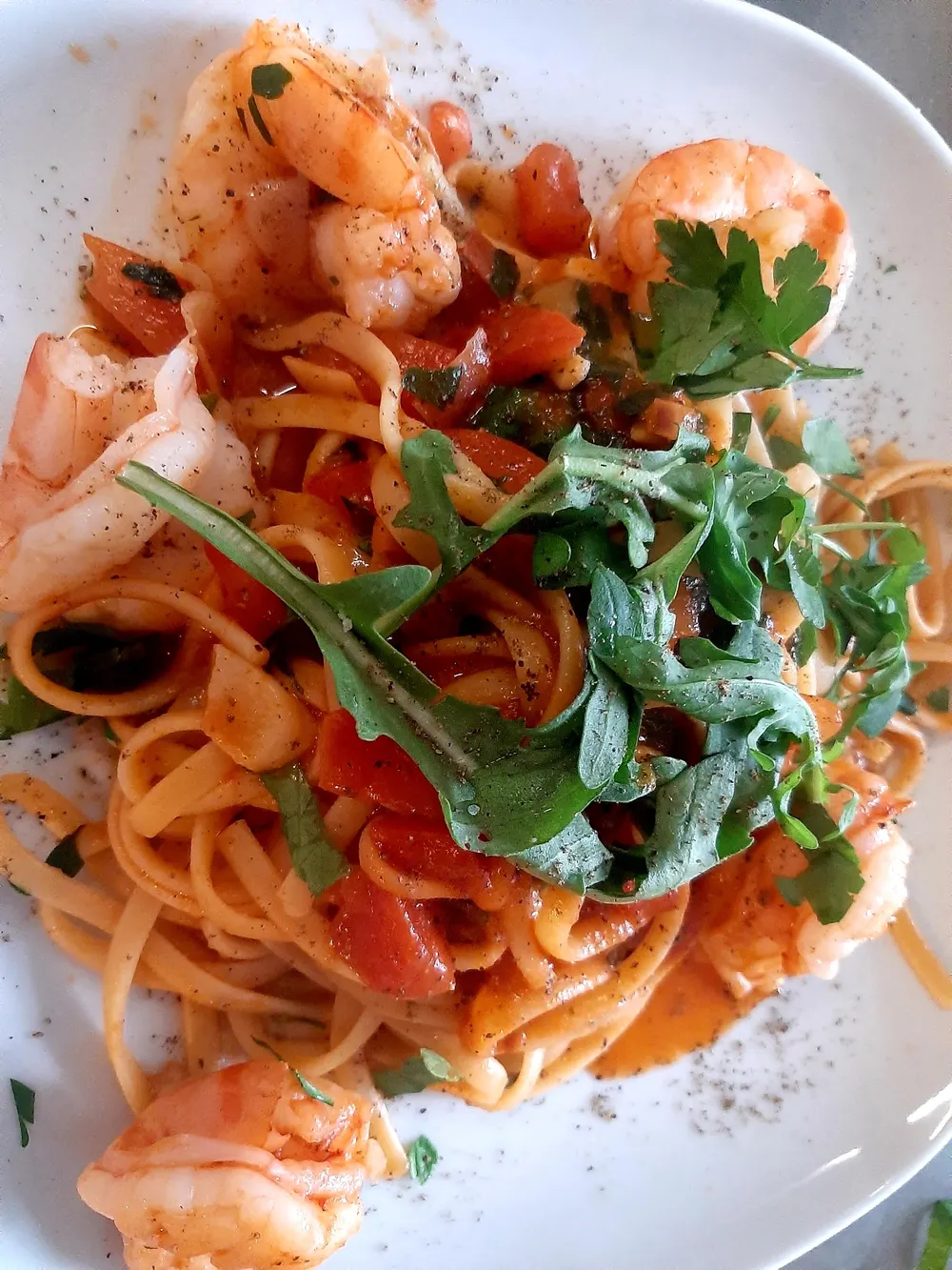 Spaghetti mit Garnelen und Rucola